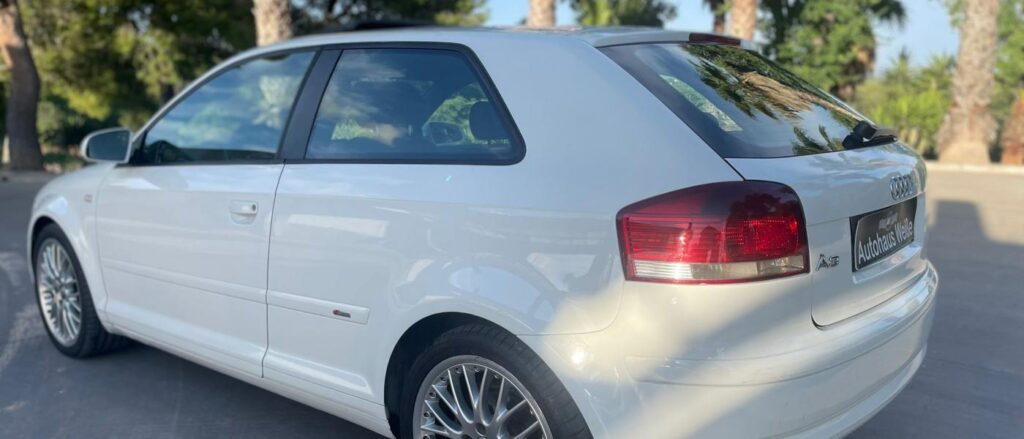 AUDI A 3